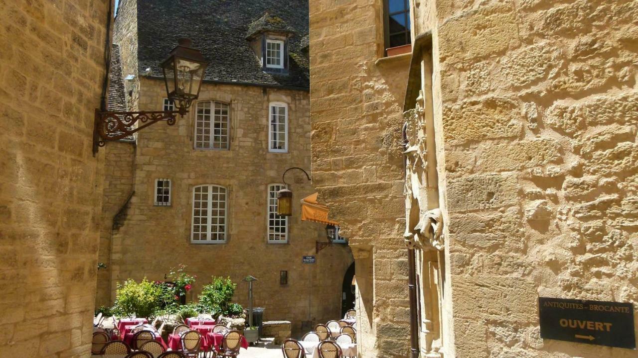 La Bonbonniere Apartment Sarlat-la-Caneda Bagian luar foto